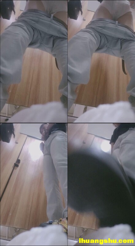 七月最新商城女厕偷拍！多位漂亮御姐女神如厕！露出雪白大屁股[MP4/208MB/windfiles]