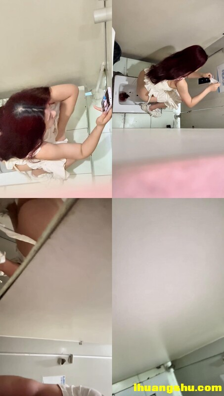 抄底极品嫩逼挑染红发大子小逼真的嫩的出水专心看手机根本没发[MP4/218MB/windfiles]